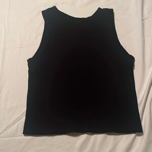 Ribbed black tank top